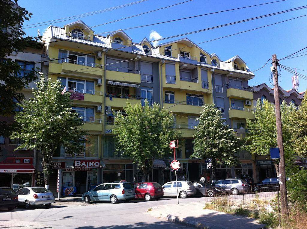 Hotel Venecia Apartments Sztruga Kültér fotó